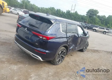 2022 Mitsubishi Outlander Sel 2.5 2Wd/Sel Special Edition 2Wd from USA, damaged, VIN JA4J3VA81NZ057673